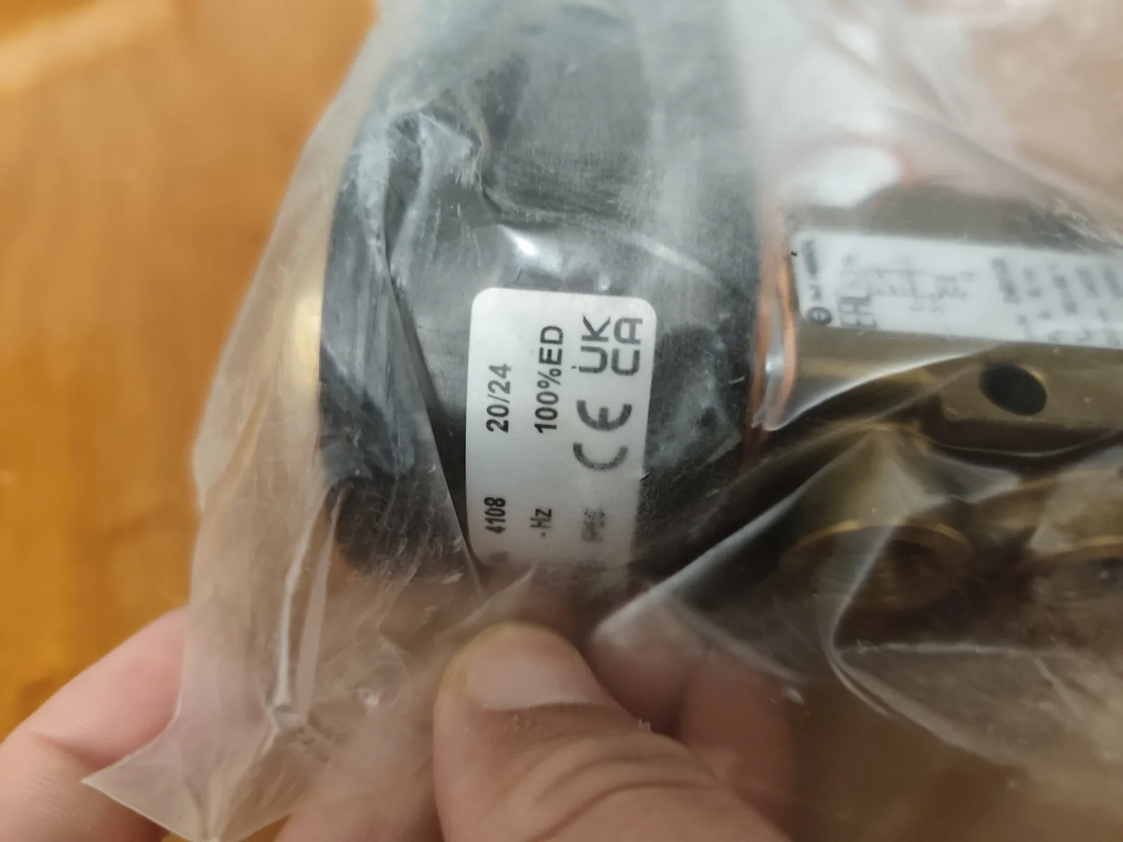 IMI Herion 2401135 3/2-Way Solenoid Poppet Valve, 0–10 bar, with 24 V DC Coil