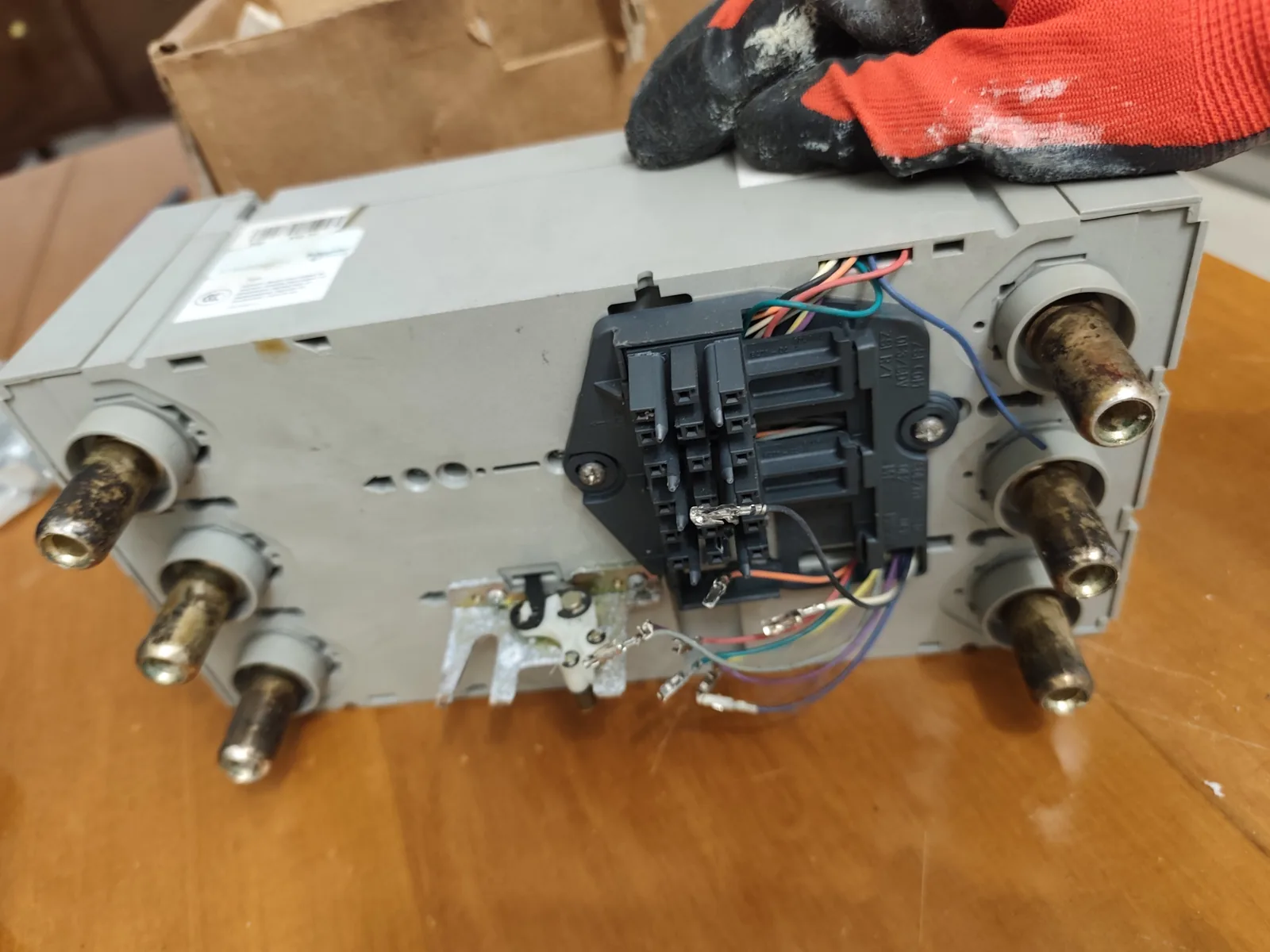 Merlin Gerin Compact NS630N 630 A 3-Pole Circuit Breaker (STR23SE Trip Unit)