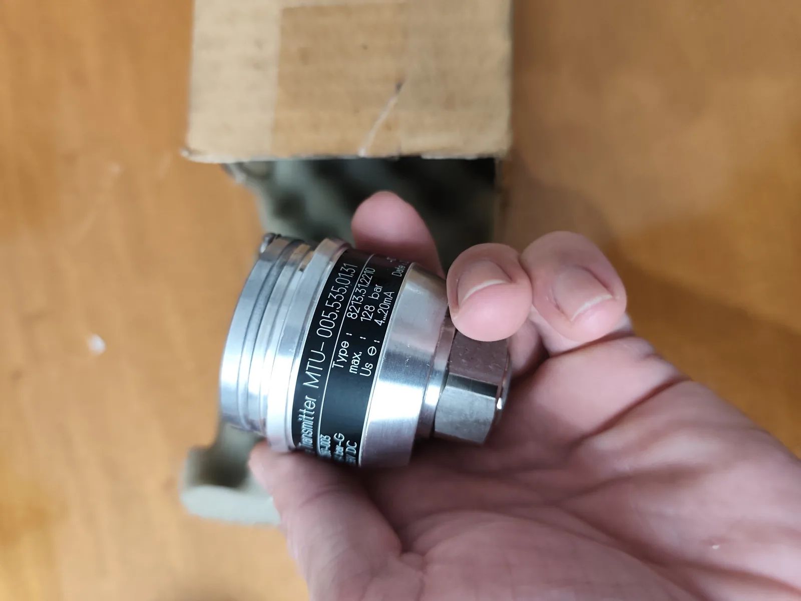 MTU 005 535 01 31 Pressure Transmitter (Type 8213.31.2210, 0–64 bar, 4–20 mA)