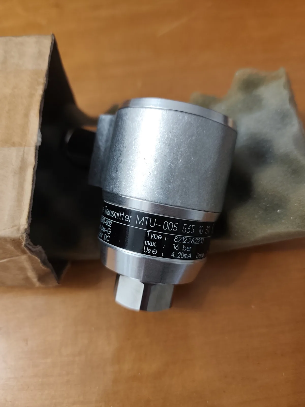 MTU 005 535 10 31 Pressure Transmitter (Type 8212.26.2210, 0–8 bar, 4–20 mA)