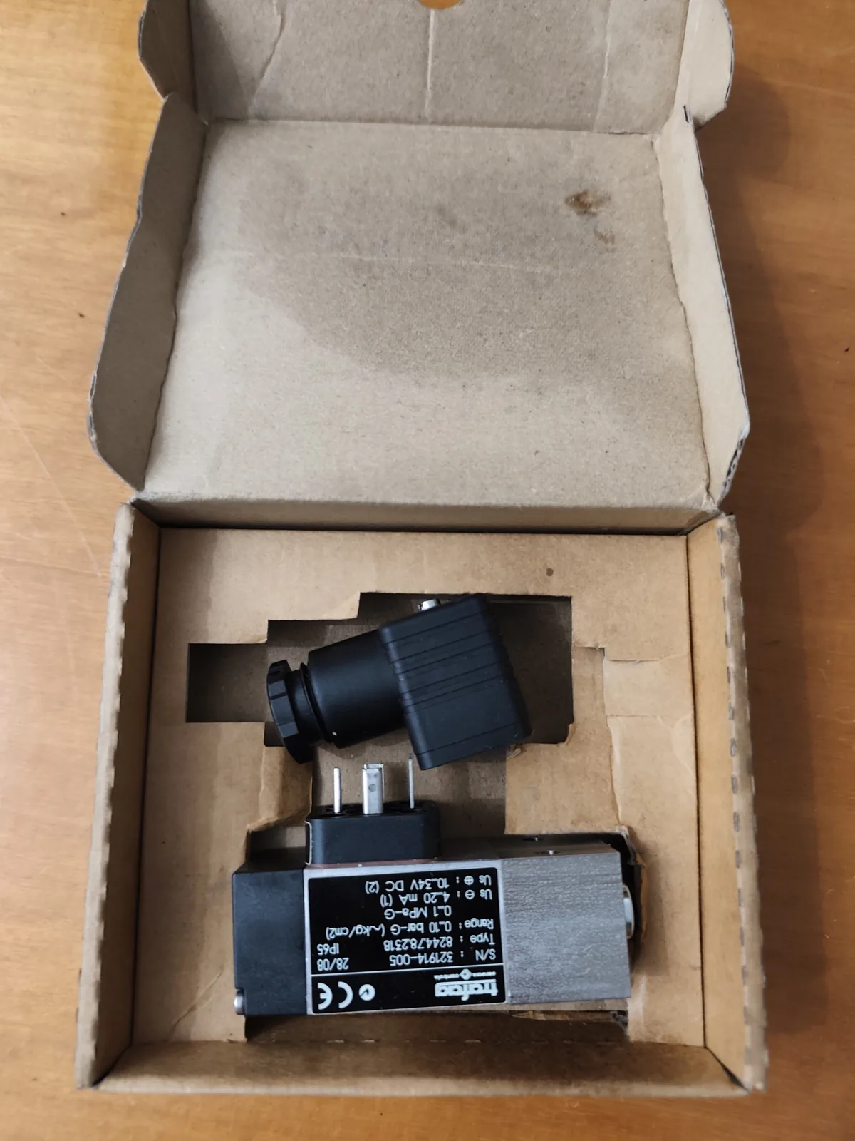 Trafag Picotrans 8244.78.2318 Pressure Transmitter (0–10 bar, 4–20 mA, IP65)