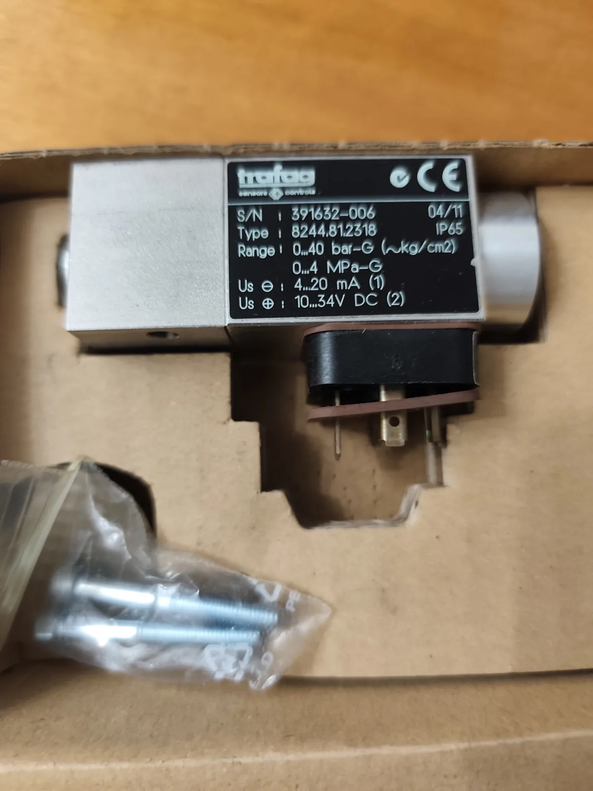 Trafag Picotrans NP 8244.81.2318 Pressure Transmitter (0–40 bar, 4–20 mA, IP65)
